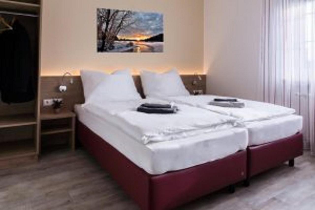 Bauers Gaestehaus Obersiebenbrunn Dış mekan fotoğraf