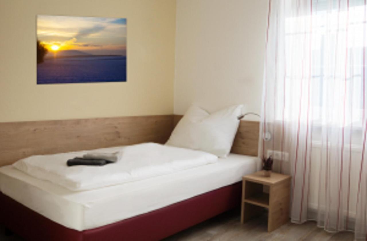 Bauers Gaestehaus Obersiebenbrunn Dış mekan fotoğraf